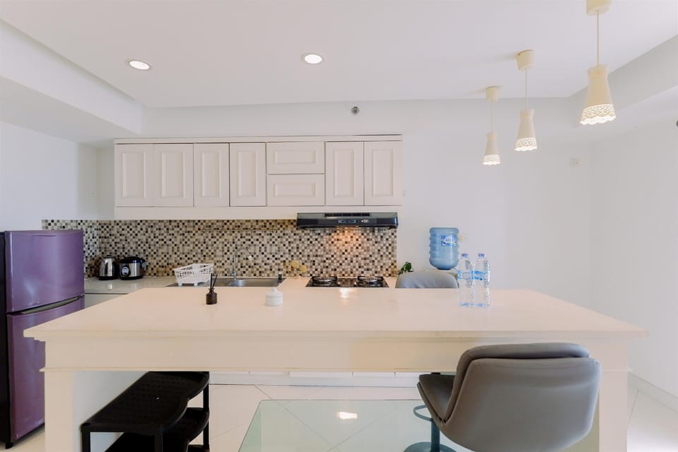 Studio | Private kitchen | Fridge, stovetop, electric kettle, rice cooker