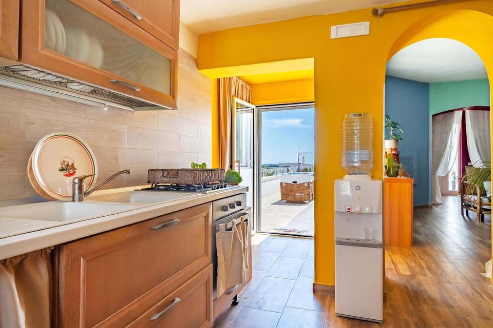 Family Villa, 3 Bedrooms, Terrace, Mountainside (Gioberti 20 I Trulli With Pool) | Private kitchen