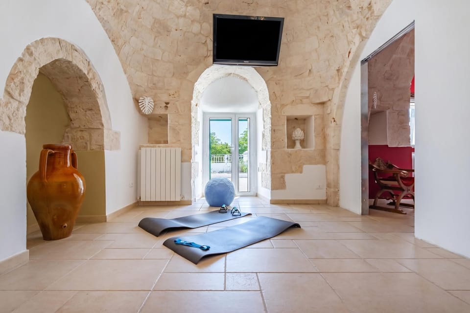 Family Villa, 3 Bedrooms, Terrace, Mountainside (Gioberti 20 I Trulli With Pool) | Lobby
