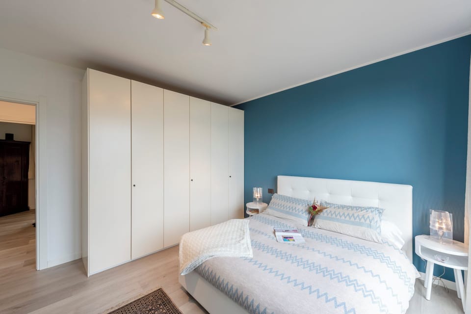2 bedrooms, laptop workspace, free WiFi, bed sheets