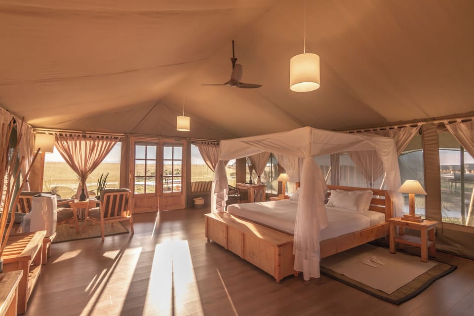 Club Single Room | In-room safe, desk, laptop workspace, iron/ironing board