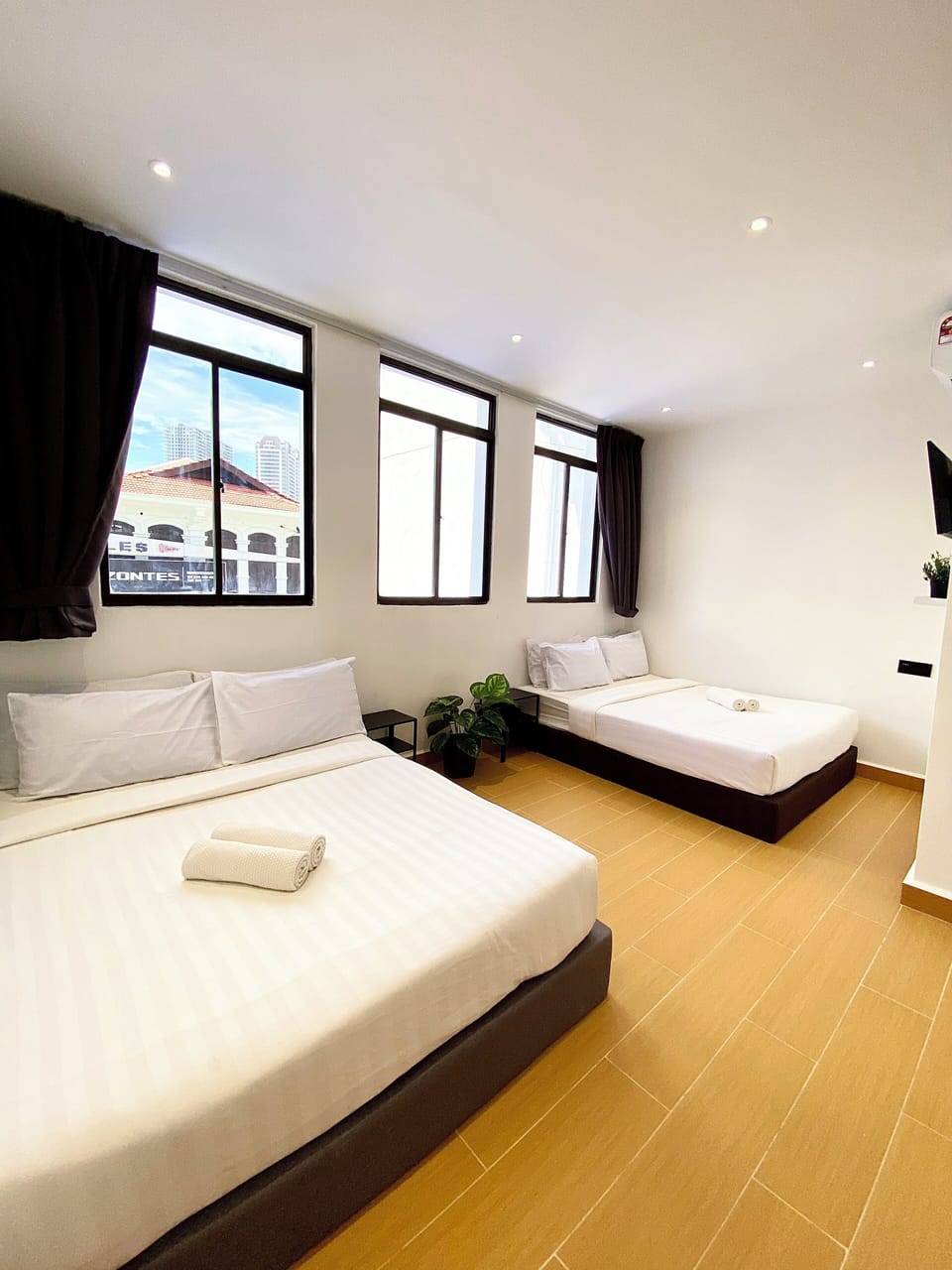 Family Room | Free WiFi