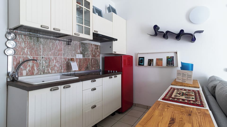 Apartment (1 Bedroom) | Interior