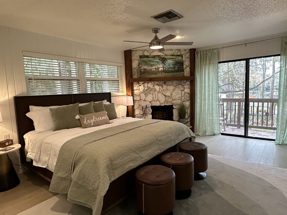 House, 3 Bedrooms | 3 bedrooms, desk, laptop workspace, free WiFi