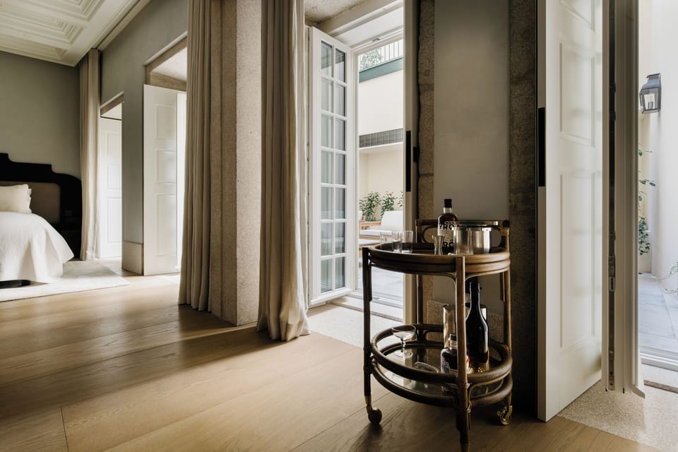 Suite, Accessible, Terrace | Egyptian cotton sheets, premium bedding, memory foam beds
