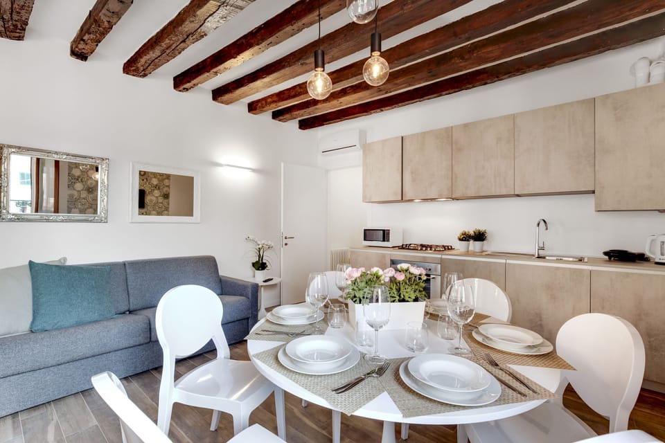 House | 1 bedroom