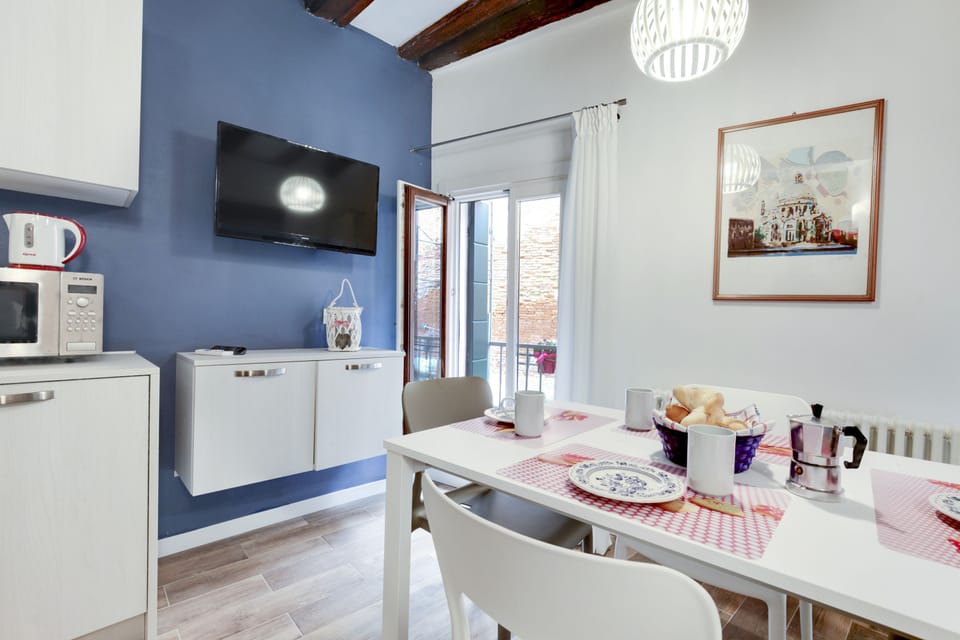 House | 1 bedroom