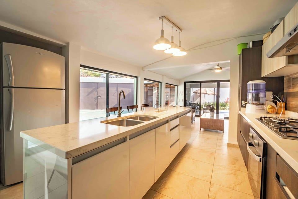 Deluxe House, Non Smoking, Private Pool | Private kitchen | Full-size fridge, microwave, oven, stovetop