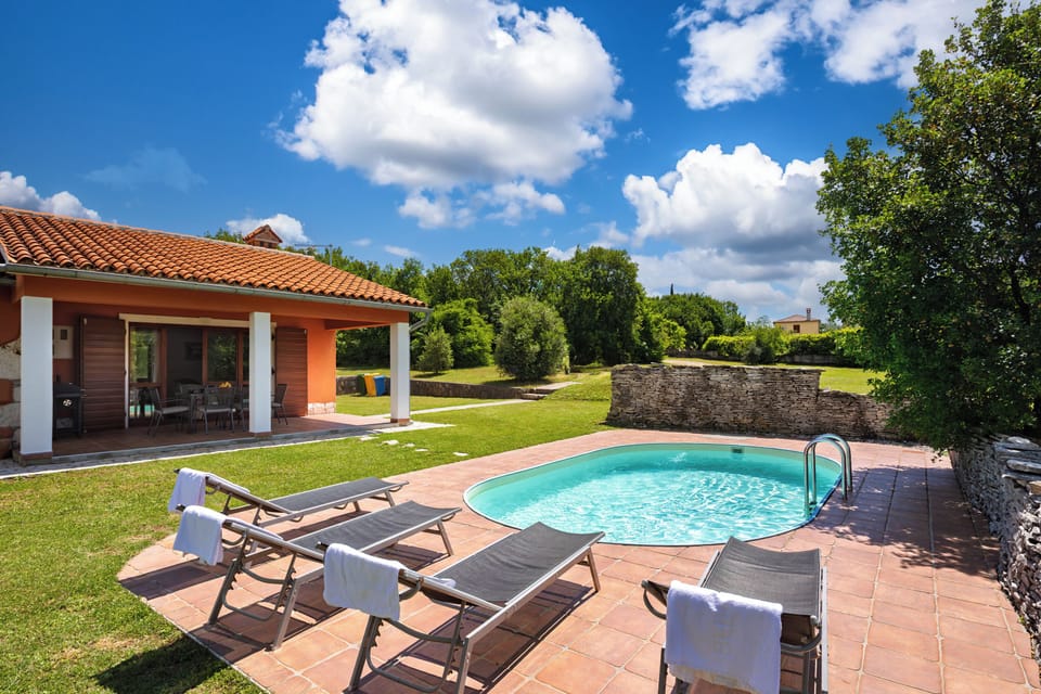 Family House, 2 Bedrooms, 2 Bathrooms (Pool House in Greenery near Trget) | Pool | Seasonal outdoor pool