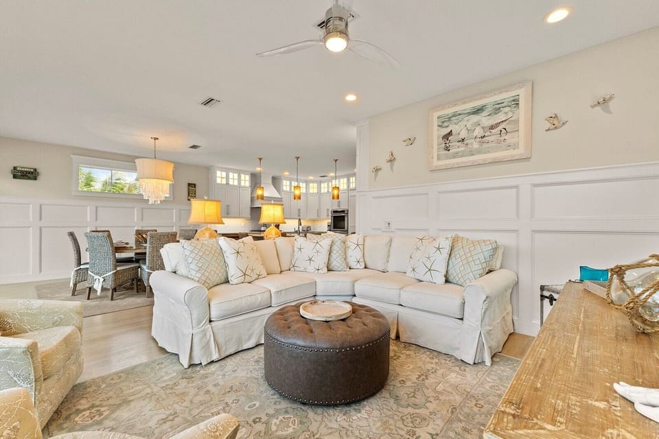 House, 4 Bedrooms | Living area