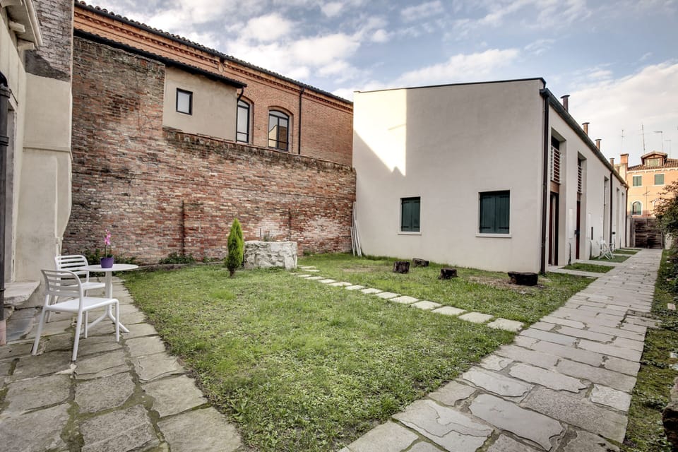 House | 1 bedroom