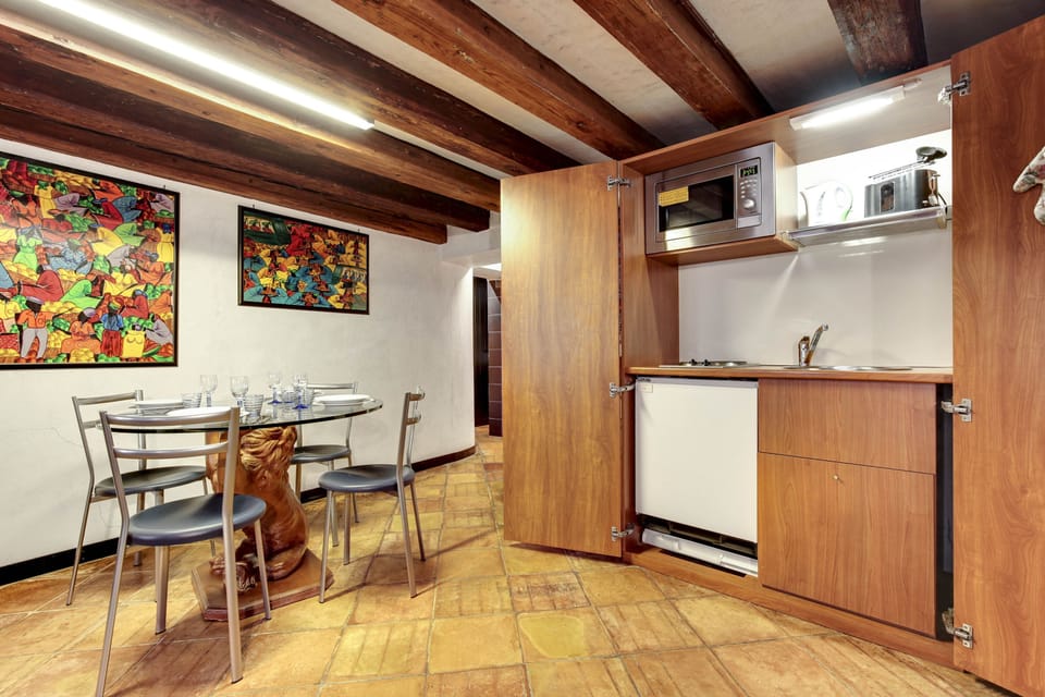 House | 1 bedroom