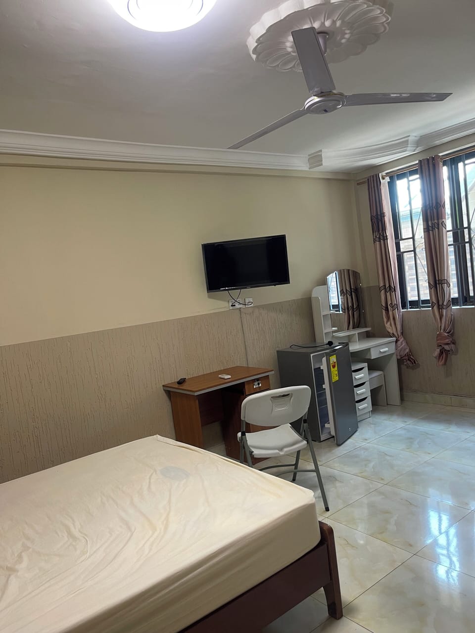 Deluxe House, Courtyard View | 3 bedrooms, blackout drapes, iron/ironing board (on request)