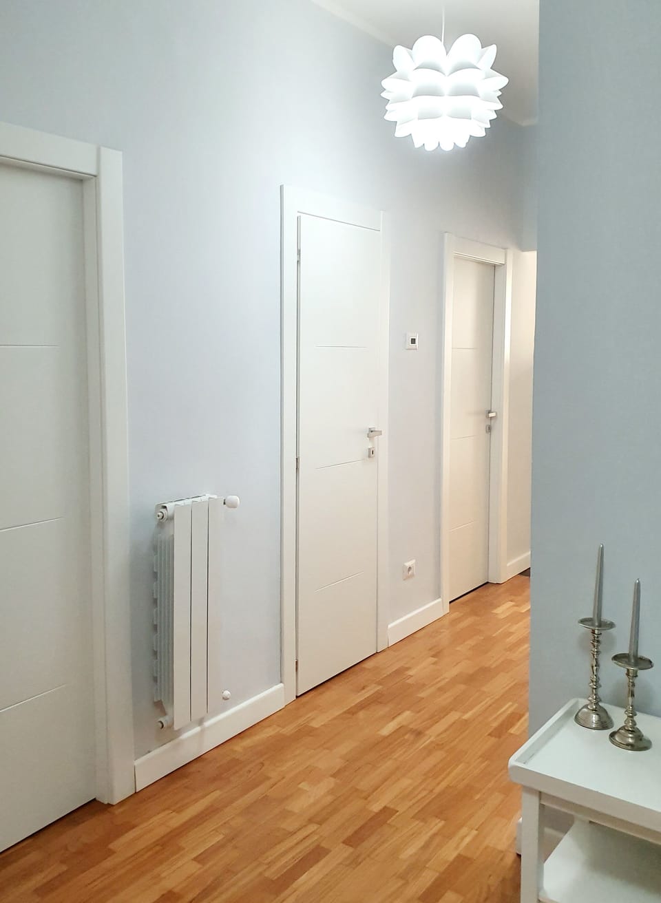 Comfort Apartment, Courtyard View | Living area | 65-inch Smart TV with satellite channels, TV, Netflix