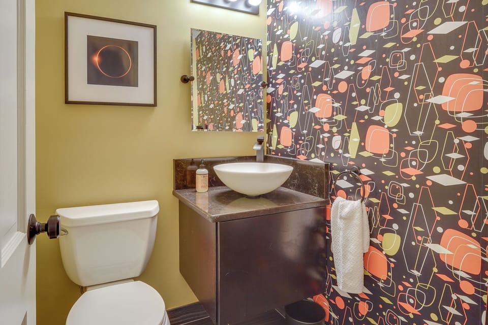 Medford Vacation Rental w/ En-suite Bathrooms! Cottage in Medford