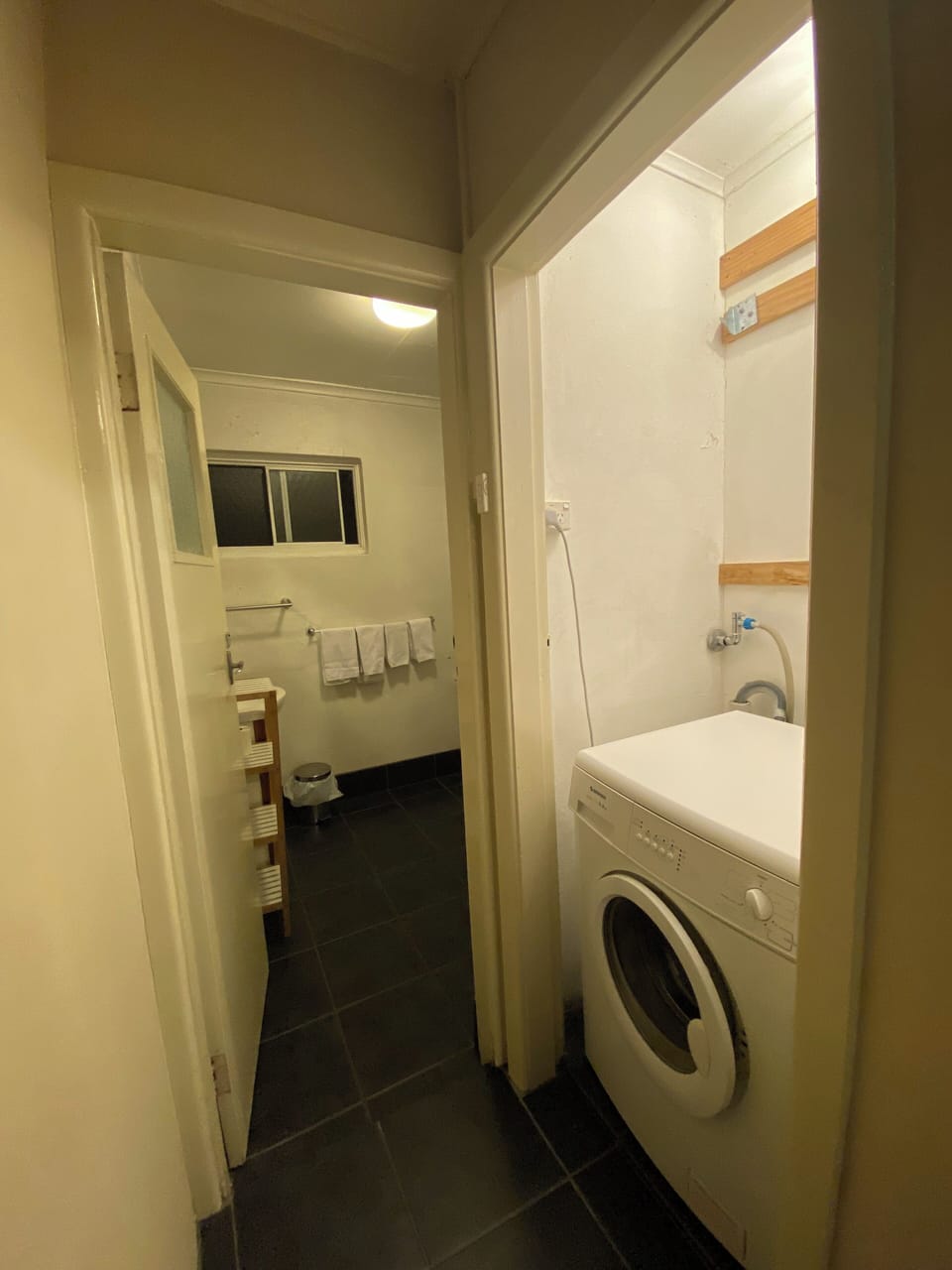 Apartment | Bathroom | Shower, free toiletries, hair dryer, towels