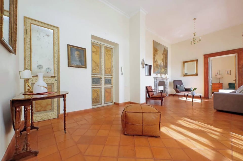 Apartment | Living area | Smart TV, fireplace
