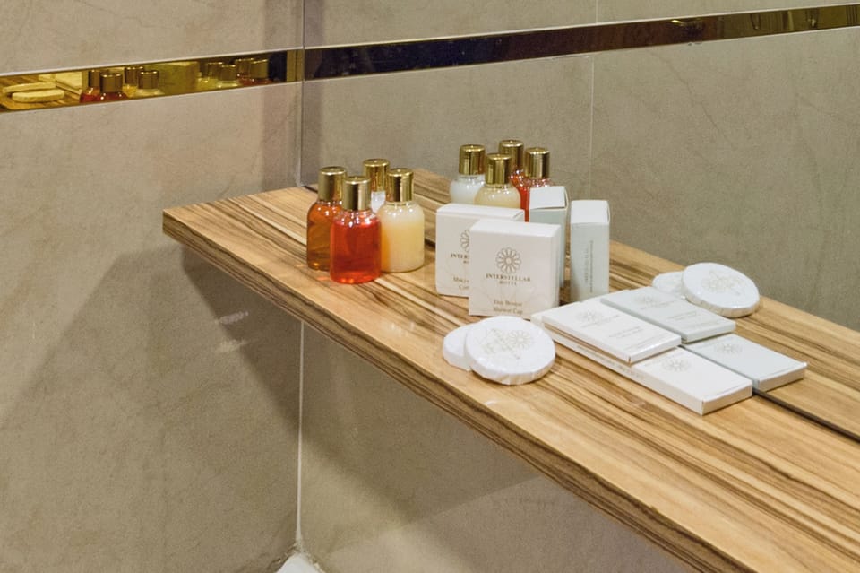 Bathroom amenities