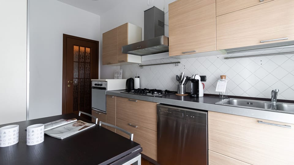 House | 1 bedroom