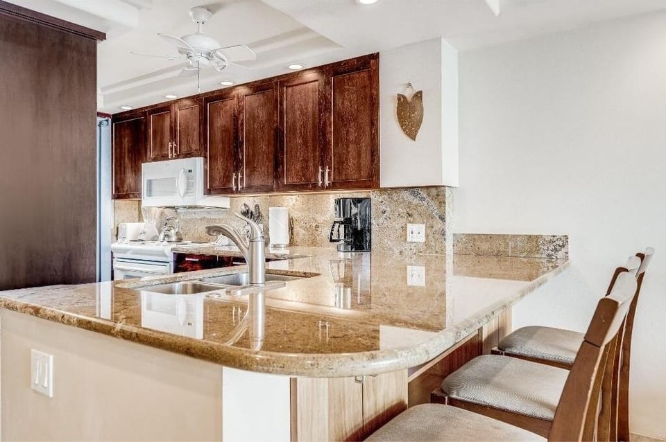 Condo, 2 Bedrooms | Private kitchen | Coffee/tea maker, fridge, oven, toaster