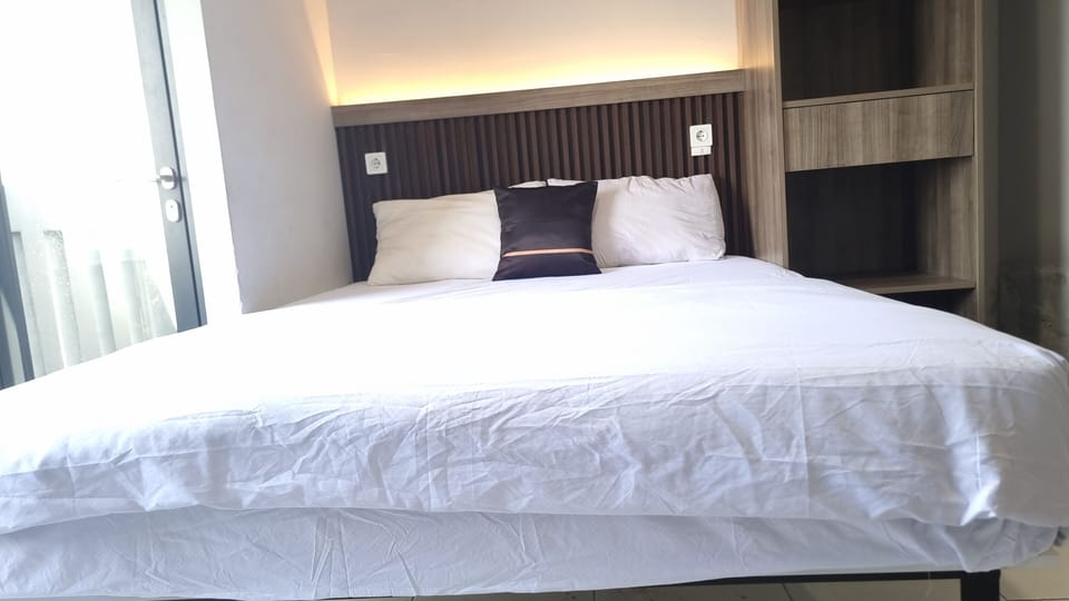 Deluxe Double Room | Premium bedding, WiFi (free), bed sheets