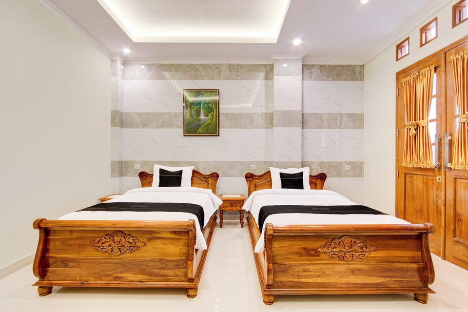 Deluxe Twin Room | Free WiFi, bed sheets