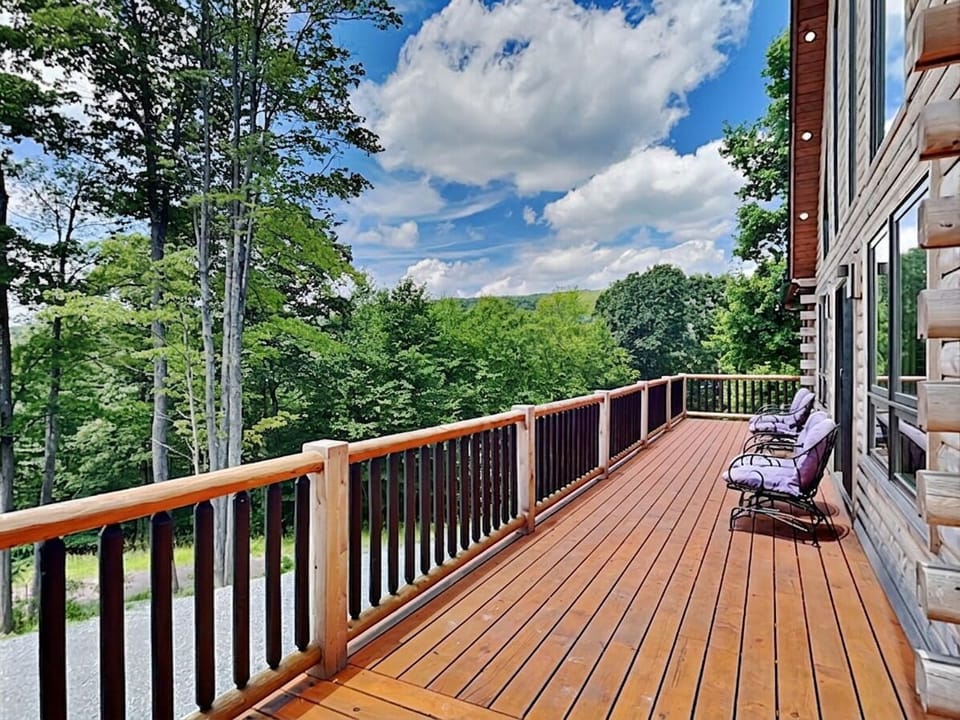 House (5 Bedrooms) | Property amenity