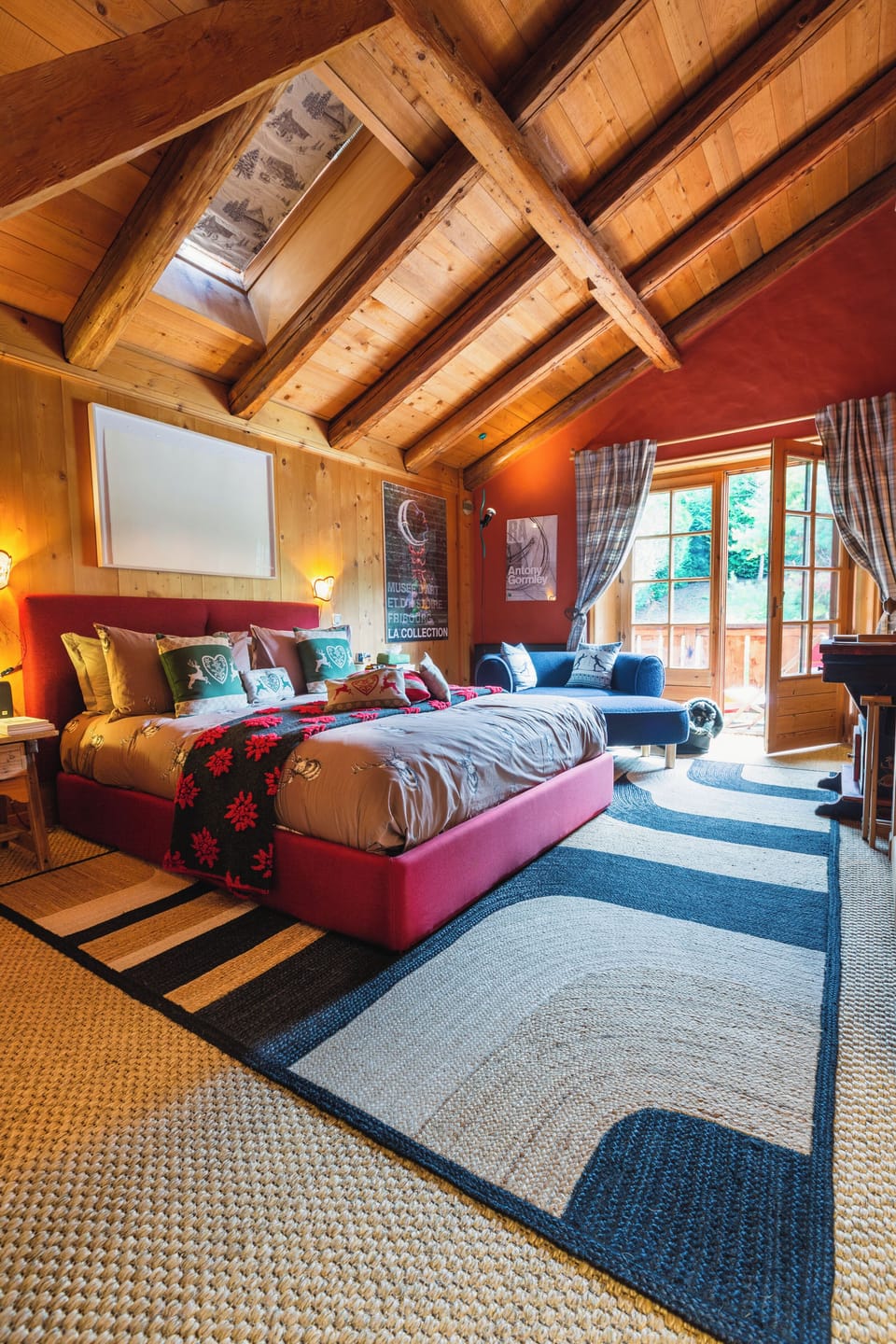 Deluxe Double or Twin Room, Mountain View | Premium bedding, down comforters, minibar, individually decorated