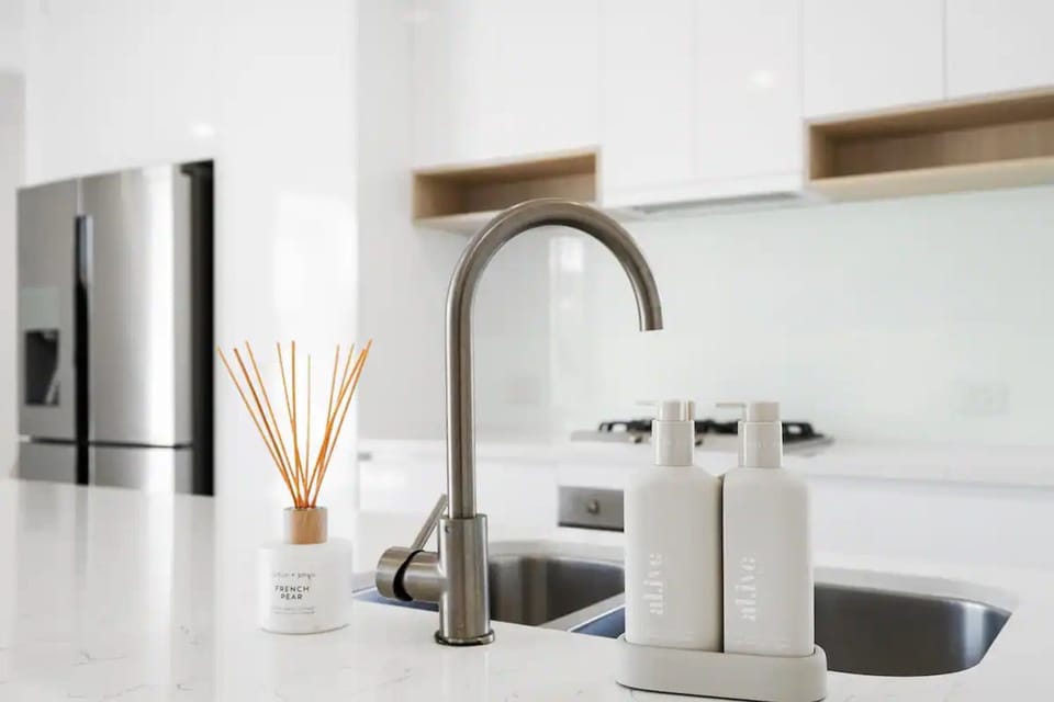 Townhome, 4 Bedrooms, Ocean View | Private kitchen | Toaster