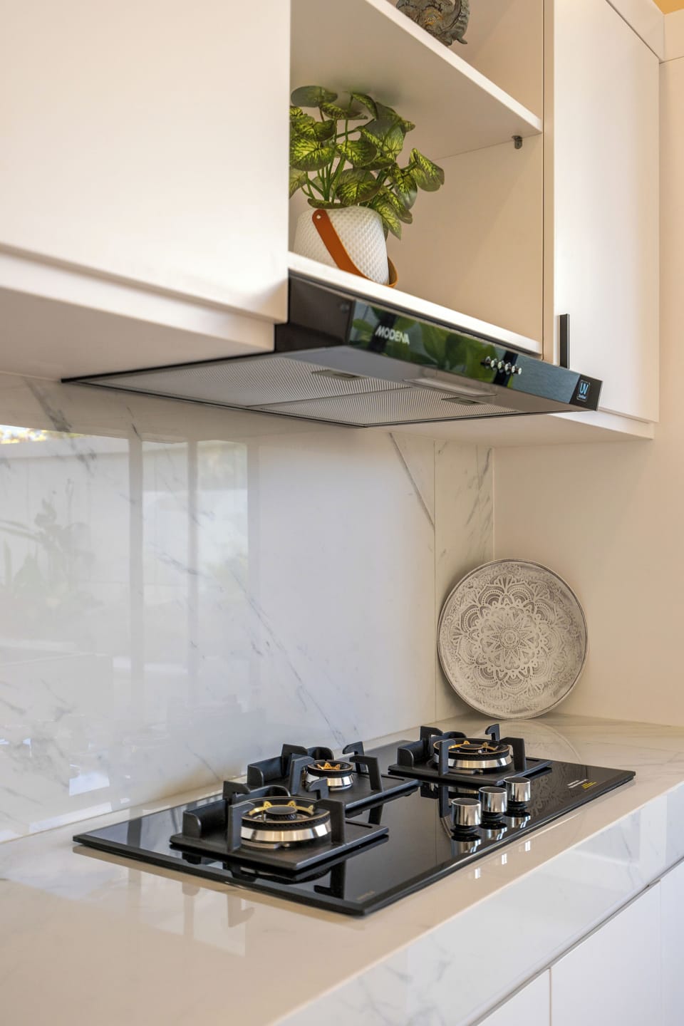 Villa, 2 Bedrooms | Private kitchen | Toaster, dining tables