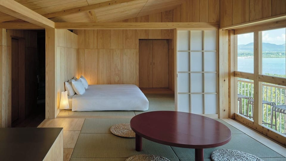 Traditional Room, Non Smoking (Sea, King) | In-room safe, rollaway beds (surcharge), WiFi (free), bed sheets