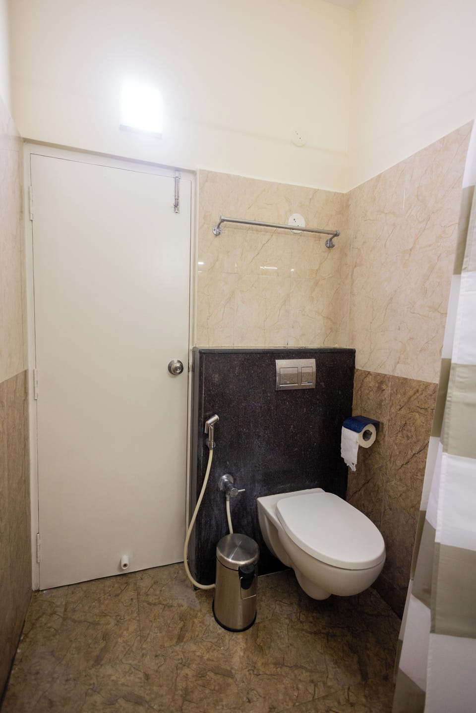 Shower, free toiletries, towels, soap