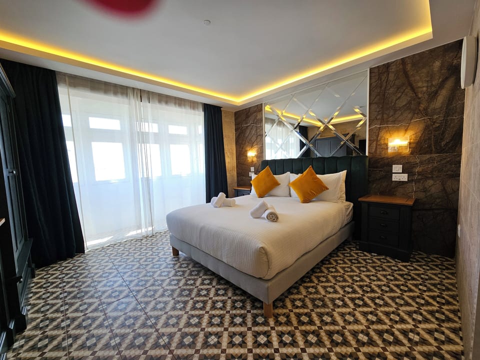 In-room safe, desk, laptop workspace, blackout drapes