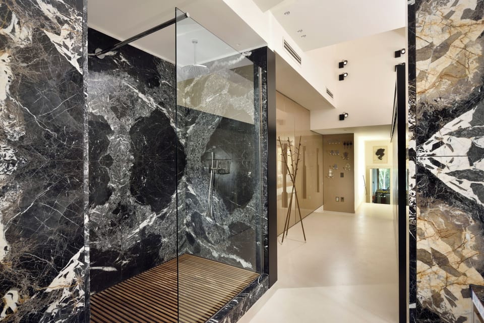 Suite, Terrace | Bathroom | Designer toiletries, hair dryer, bathrobes, bidet