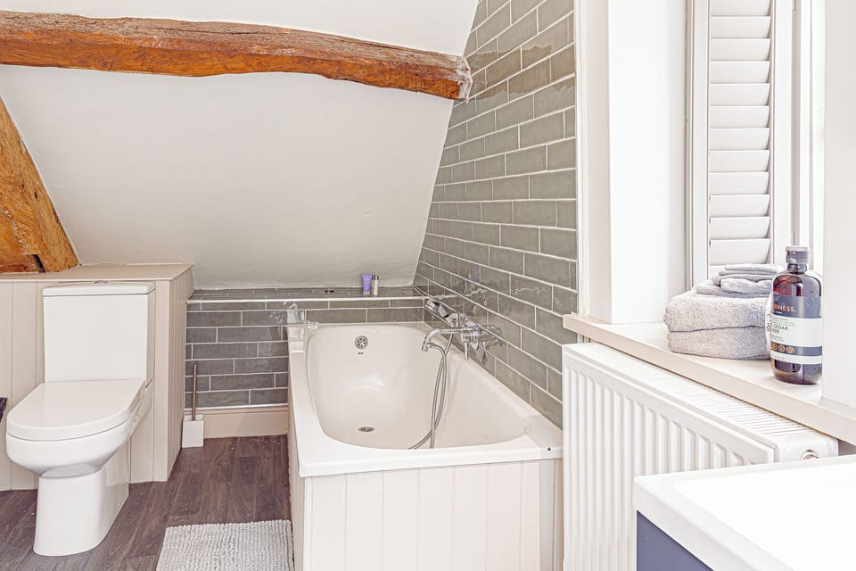 Mill House Cottage Star Stay on Cotswold House in Stroud District
