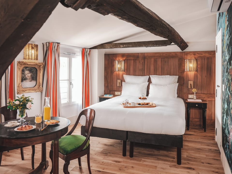 Suite Madeleine De Senlis | Hypo-allergenic bedding, in-room safe, individually decorated