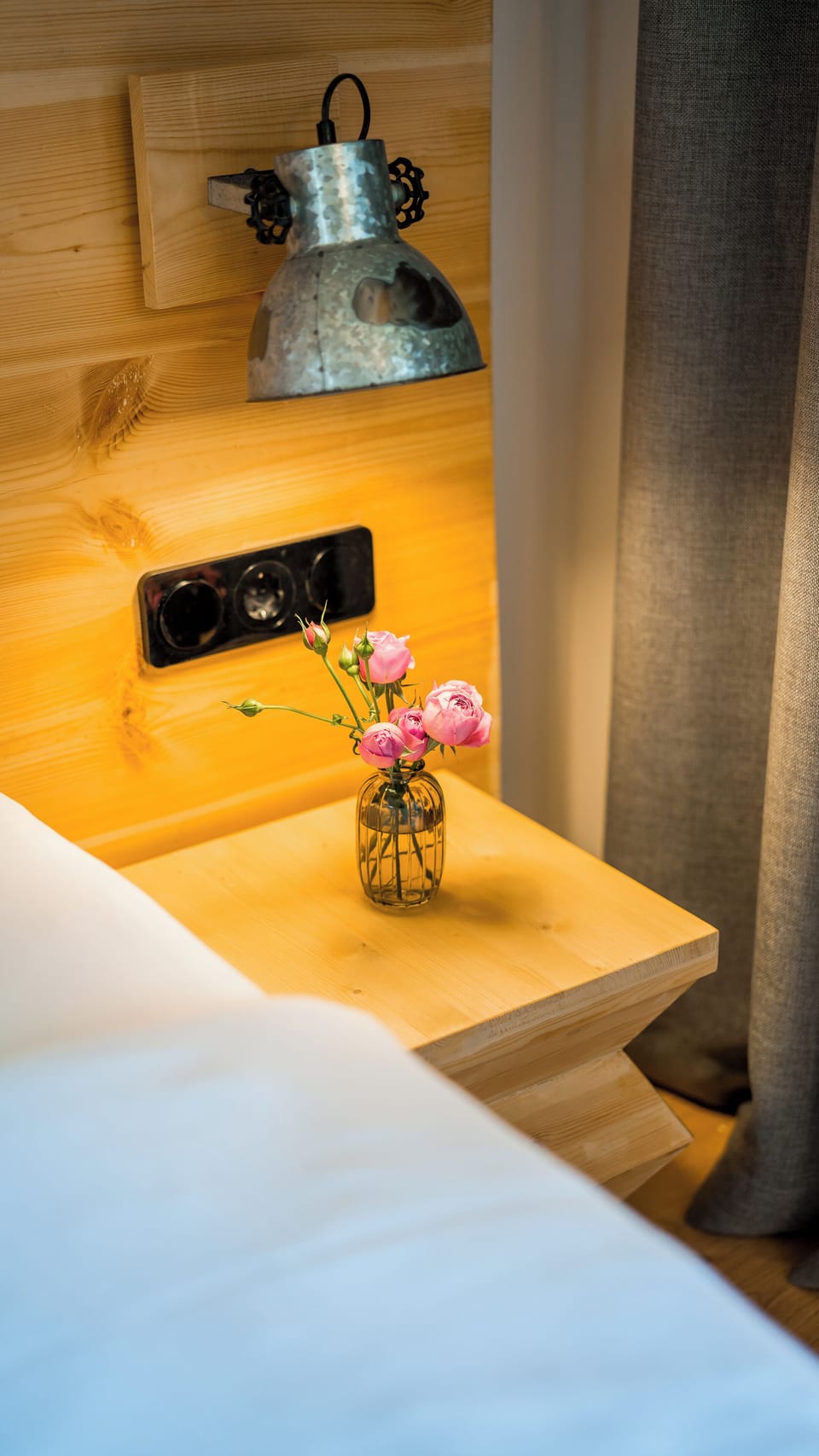 Deluxe Suite | Desk, laptop workspace, free WiFi