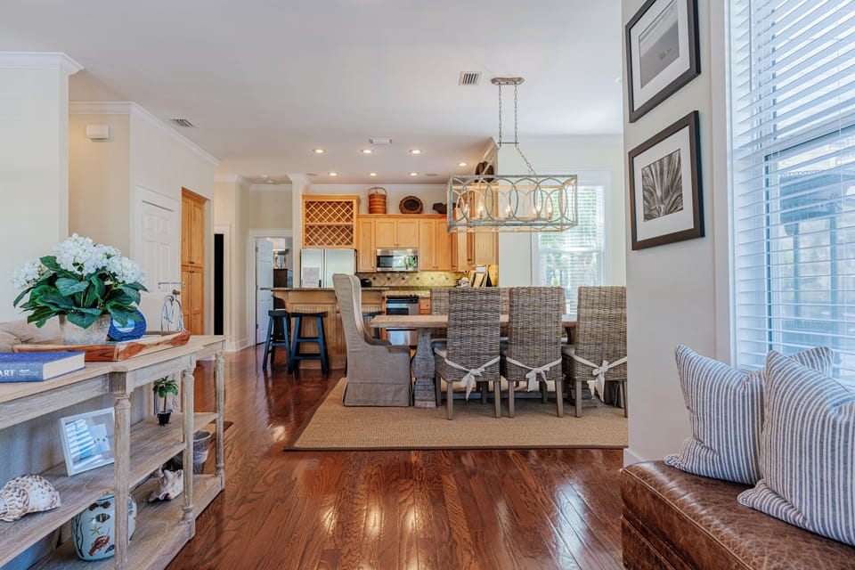 House, Multiple Beds, Patio, Garden View (Shore Thing) | Private kitchen | Fridge, microwave, oven, stovetop