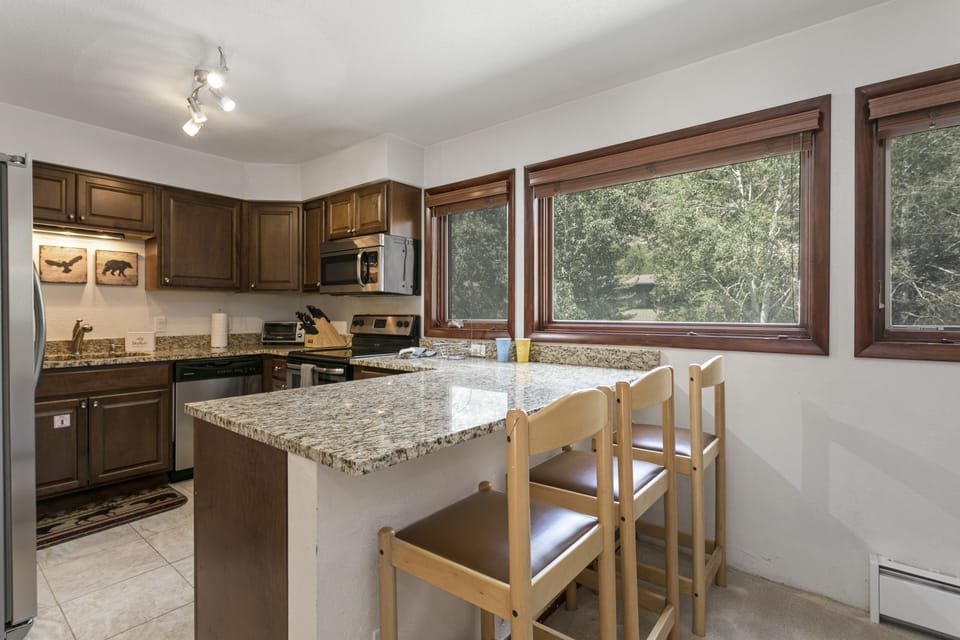 Townhome, 3 Bedrooms | Private kitchen | Fridge, coffee/tea maker, toaster