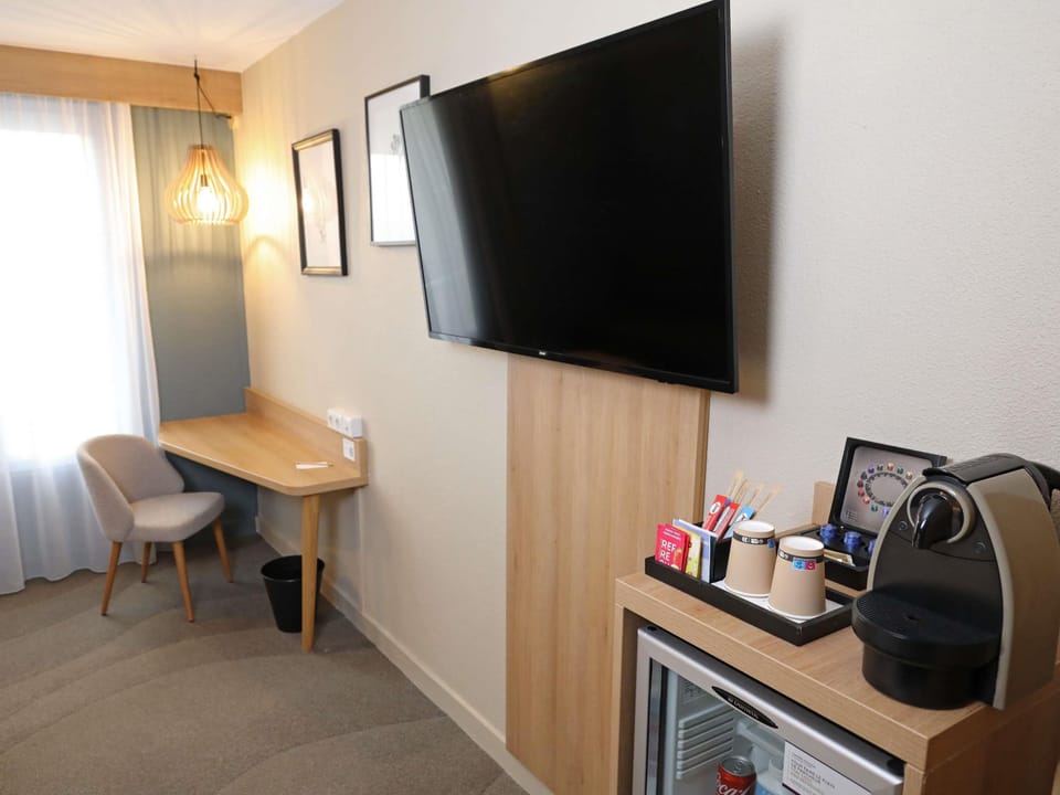 Privilege, Family Room, 1 Double Bed with Sofa bed | In-room safe, desk, soundproofing, iron/ironing board