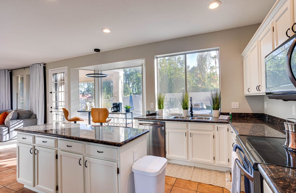 House, Multiple Beds, Pool Access, City View (73rd Glendale) | Private kitchen | Coffee/tea maker
