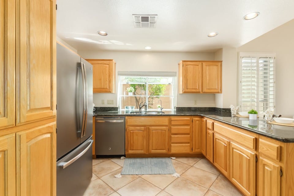 House, Multiple Beds, Pool Access, City View (Michigan Sun Lakes) | Private kitchen | Coffee/tea maker