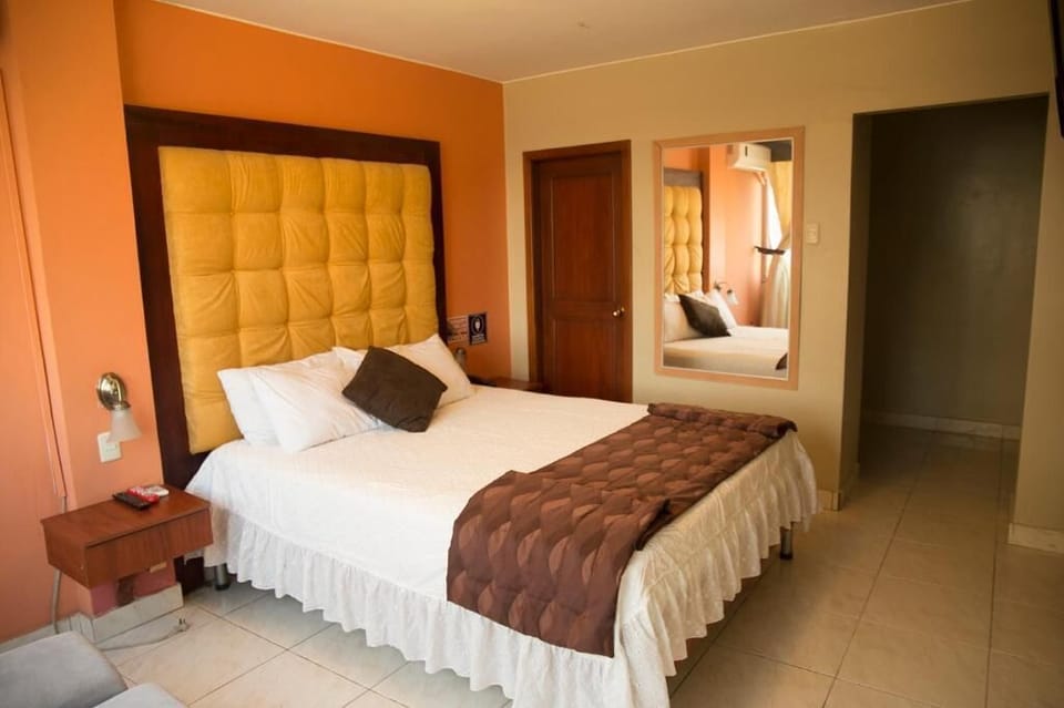 Comfort Single Room | Down comforters, WiFi (free), bed sheets
