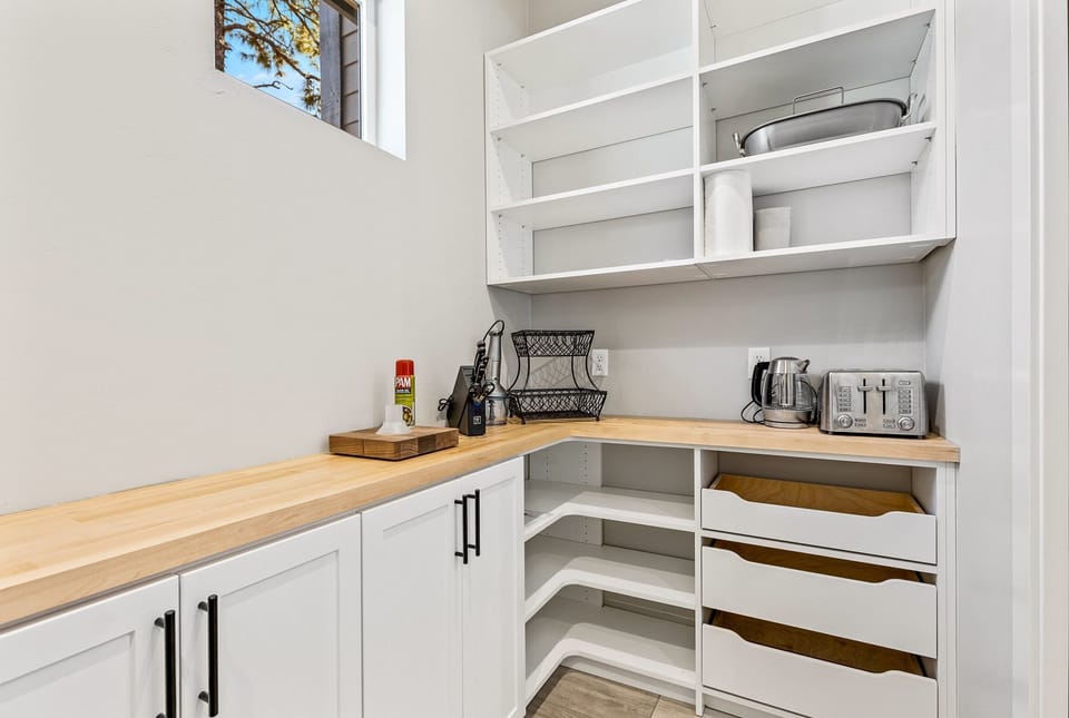 House, Patio, Mountain View (Breton 3346 Flagstaff) | Private kitchen | Coffee/tea maker