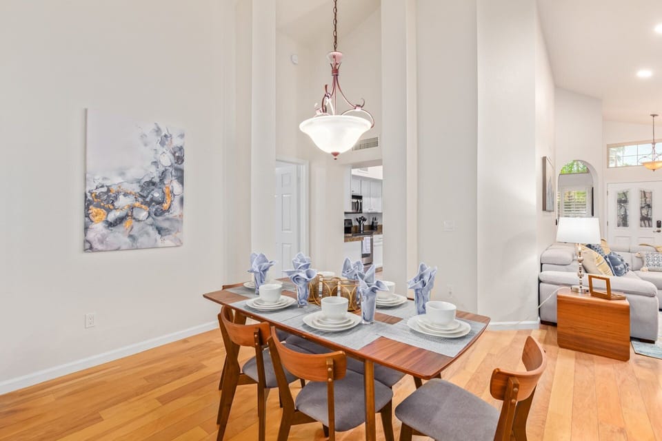 House, Multiple Beds, Pool Access, City View (Mary Katherine Scottsdale) | Dining