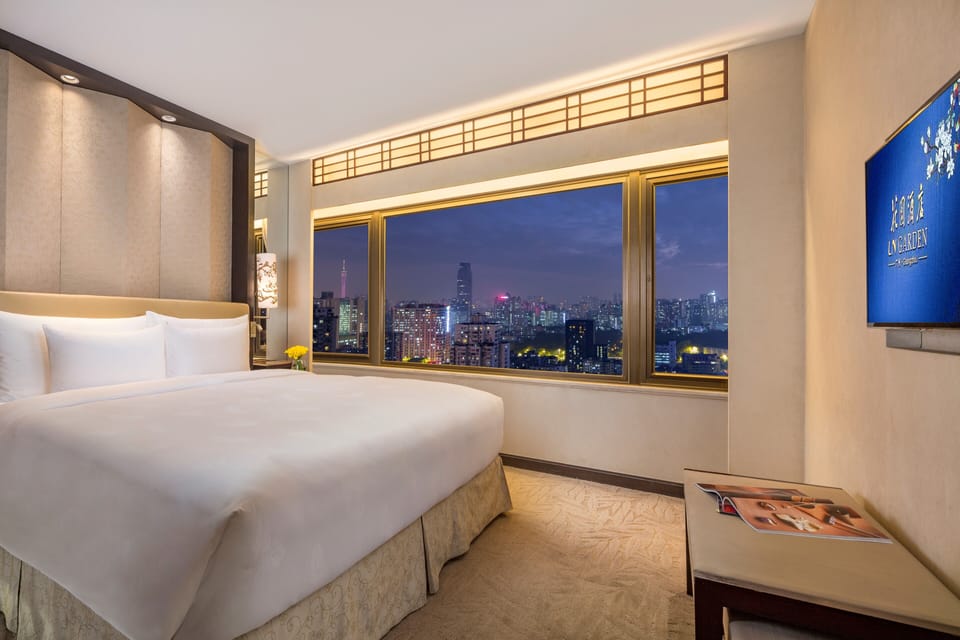 Premium bedding, minibar, in-room safe, desk