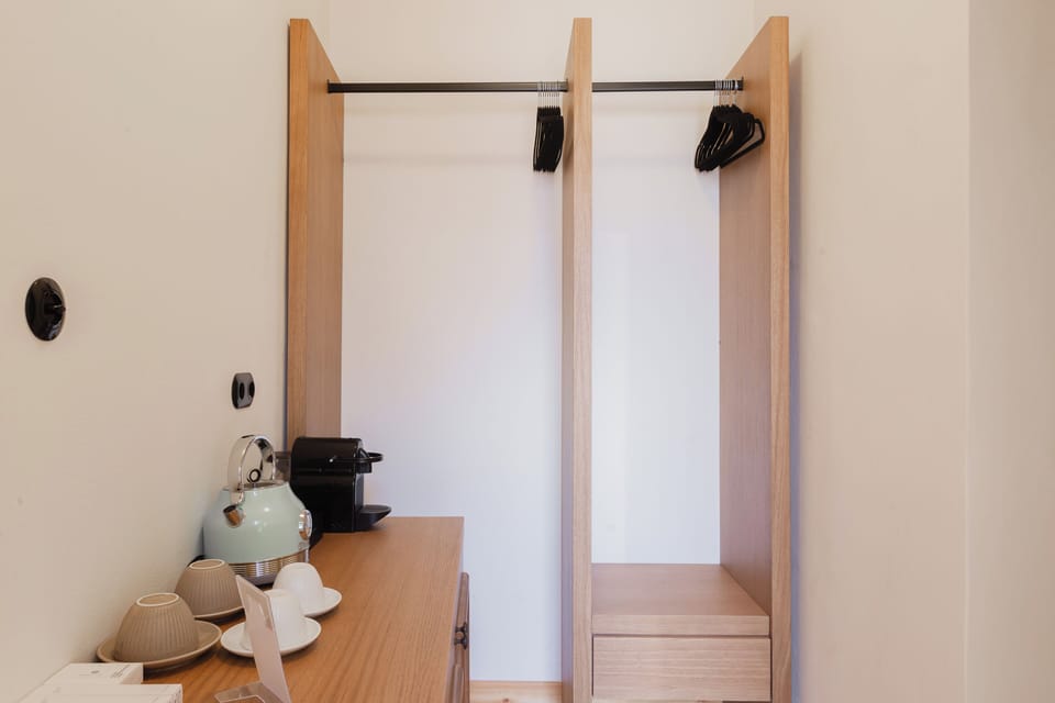 Quadruple Room | Hypo-allergenic bedding, in-room safe, soundproofing, iron/ironing board