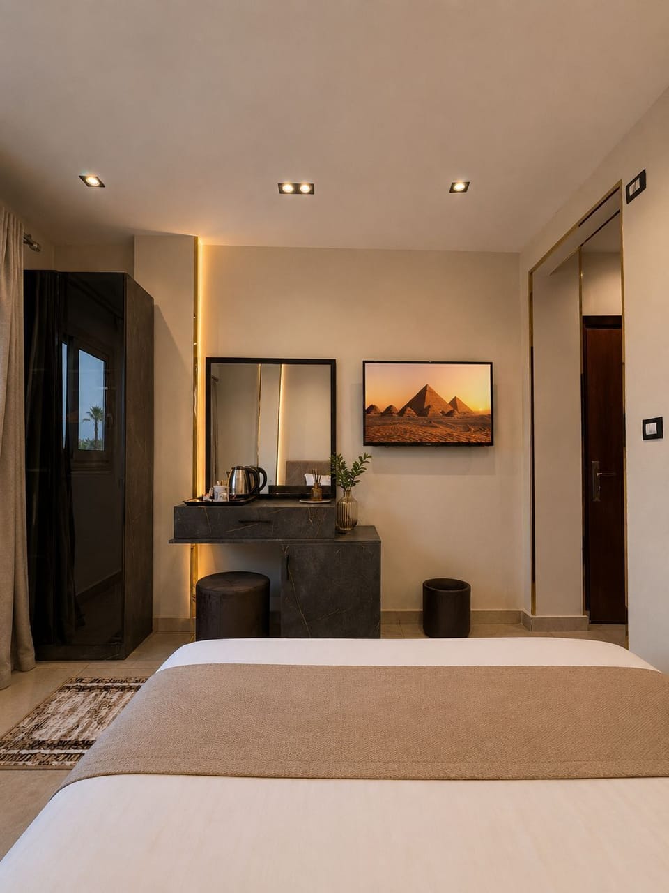 Panoramic Double Room Pyramids View | Egyptian cotton sheets, premium bedding, memory foam beds