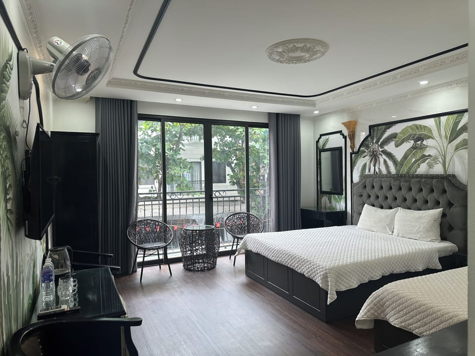 Junior Studio Suite, City View | Desk, blackout drapes, iron/ironing board, free WiFi