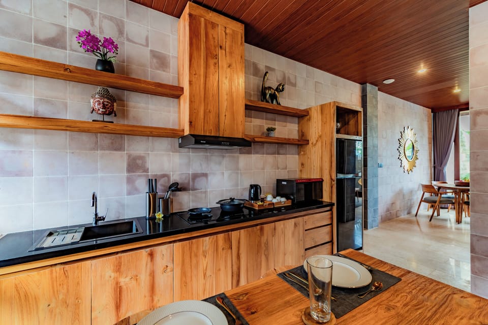 Family Villa, 2 Bedrooms, Balcony | Private kitchen